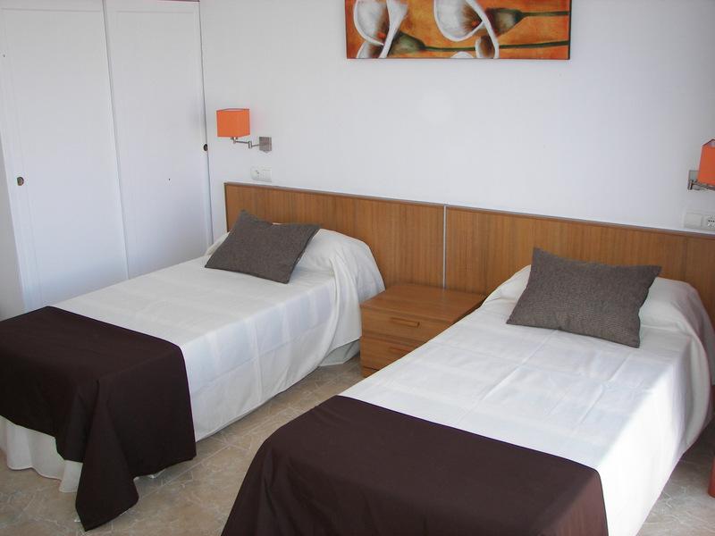 Hostal Los Pinos Es Cana 객실 사진
