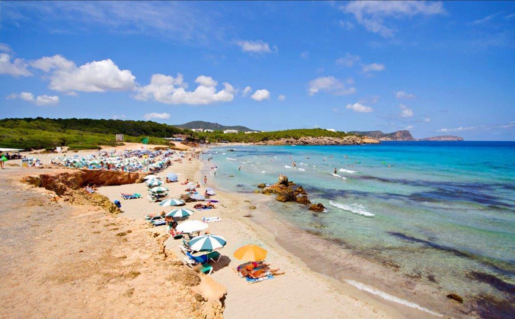 Hostal Los Pinos Es Cana 외부 사진